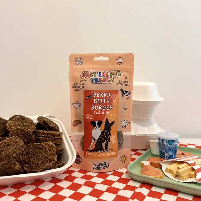 Nowt Fried Beefy Berry Burger � Pack of 10