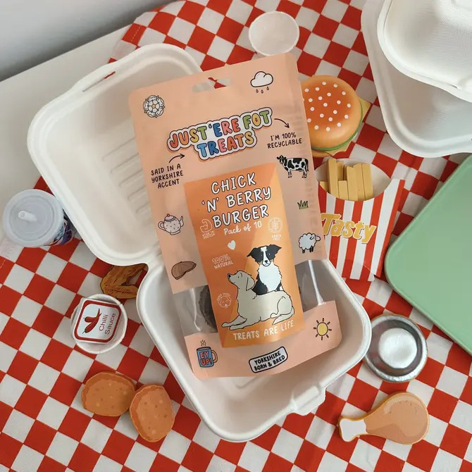 Nowt Fried Chick 'n' Berry Burger � Pack of 10